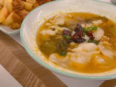 -老乡鸡(上海白玉兰广场店)
