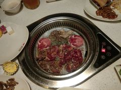 -佰烧海鲜烤肉火锅自助(世茂国际广场店)
