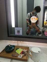 -AKOZO Beauty Salon