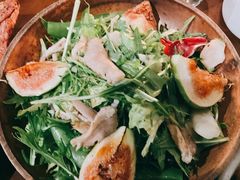 黑松露淋酱季节色拉-salée
