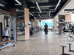 -威克健身游泳(万菱汇店)