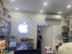 -修卜凡二手严选店·手机维修·回收租赁(川沙地铁站店)