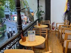 -猫的天空之城概念书店(杭州南宋御街店)