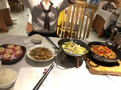 -鄱阳湖·江西小炒·瓦罐煨汤(五道口店)