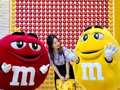 -m豆巧克力世界(上海世茂广场店)