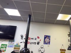 -在巷子里的烤肉店·螺蛳粉烤鱼·牛蛙(和美城店)