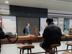 -星巴克(上海虹桥站2A检票口)