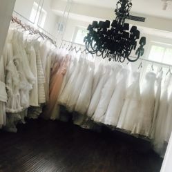 -纯色时光婚纱艺术馆WHITE