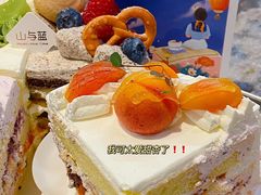 -山与蓝·轻糖鲜果蛋糕(勒泰店)