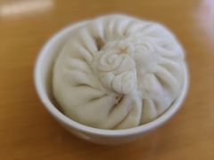 -白玉兰食品(仲盛世界商城店)