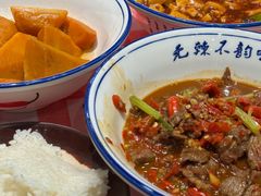-笨豆腐居民楼菜馆•江西小炒(天津开发区店)
