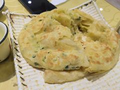 -凯盛食府(右玉小吃街店)