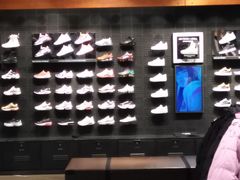 -NIKE武汉品牌体验店