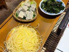 -旧街市鲜货老火锅(大光路店)