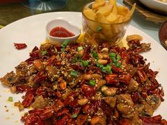 经典辣子鸡配大薯条-眉州东坡·熊猫主题餐厅(枫蓝店)