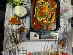 -云晓光头烧烤吧(盛夏店)