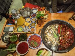 -周小明火锅(黑金冠社区店)