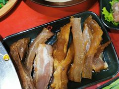 谭公耙蹄筋-谭鸭血老火锅(七宝万科广场店)