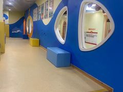 -蓝旗亲子游泳(范湖万达广场店)