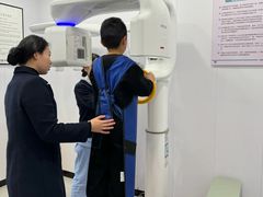 -武汉仁爱口腔(光谷店)