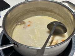 -煲王粤菜餐厅(中侨中心店)