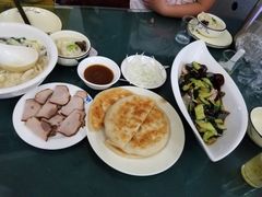 -李连贵酒家熏肉大饼(昆明街店)