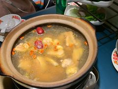 -邹开喜·小海鲜醉鸡煲·潮汕鲜切牛肉店(襄阳北路店)