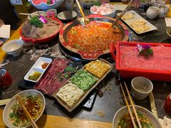 -蜀辣居鲜货老火锅(双流万达店)