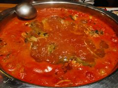 -野山舂·贵州现舂酸汤火锅(鸿通城店)