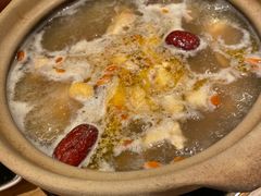 -邹开喜·炭炉鸡煲·海鲜火锅(虹口足球场店)