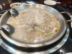 -老来福·非遗酸汤兔(凯旋路店)