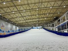-乔波室内滑雪场
