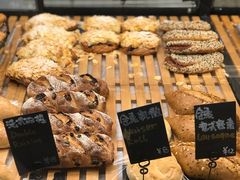 -Dough&Joe团憩(瑞虹天地月亮湾店)