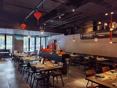 -Carbon莫卡哆·意大利复古集市餐厅(杭州大厦店)