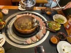 -阿山卓·野生菌火锅·纳西火塘烤肉