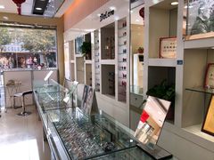 -罗创丹阳眼镜(童卫路店)