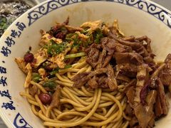 -梅溪·小伙子干挑面(安吉总店)