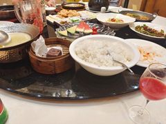 -香山湖家家宴(中山陵店)