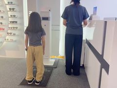 -浮光眼镜·蔡司视觉合作·数字验配中心(陆家嘴店)