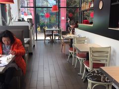 -必胜客(武汉欢乐谷店)