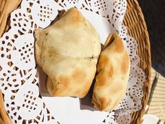 馕坑烤包子-巴扎美食·新疆菜·西域歌舞表演餐厅(新疆大厦店)