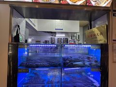 -盛源川香鱼火锅(西小区总店)