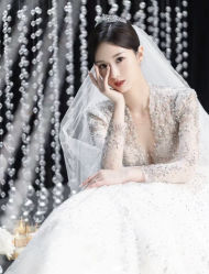 -莫小姐婚纱