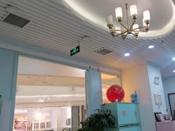 点击看大图 -小鬼当佳儿童摄影(房山龙湖熙悦天街店)