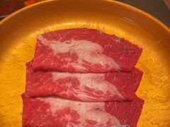 -牛YO寿喜烧·铁板烧和牛火锅自助(市府恒隆店)