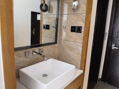 -泸州唯逸酒店(大山坪警察学院店)