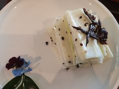 -彩云天云南餐厅