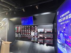 -ROG玩家国度(美罗城店)