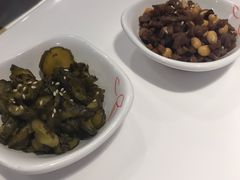 黄豆咸菜-嘉和一品粥(北京西站北广场北恒大厦店)
