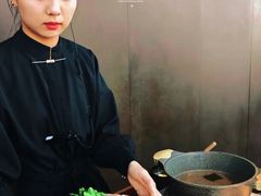 -雲上錢屋·地标景观(上海中心店)